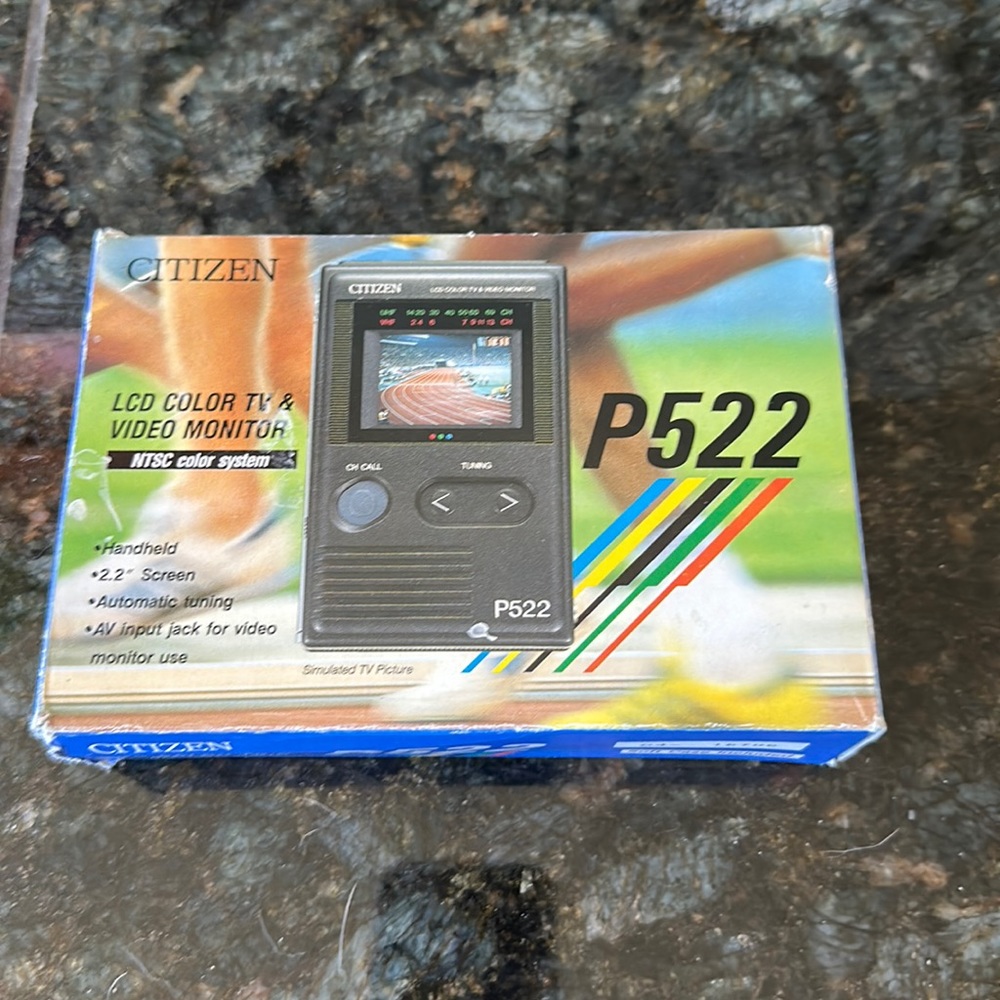 Citizen LCD color tv and video monitor P522